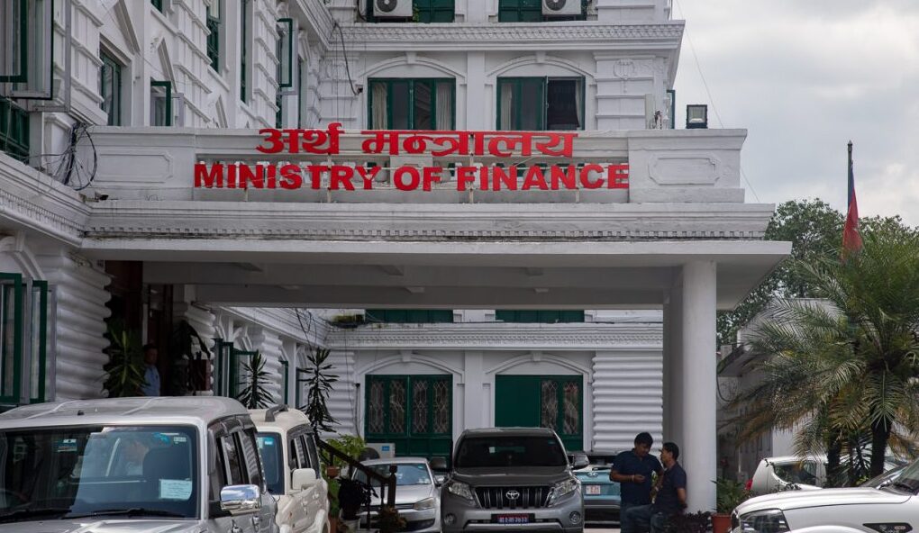 १४ वटा आन्तरिक राजस्व र पाँच भन्सार कार्यालय पूर्णरूपमा ध्वस्त