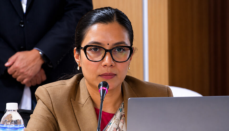 कानून निर्माणमा नागरिक : संसदीय समितिमा मन्त्री गौतमले गराइन् डिजिटल प्लेटफर्मबारे जानकारी