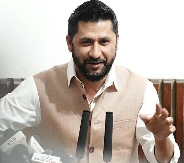 संसद्को ‘डेडलक’बारे रास्वपा सांसदहरूले उठाए रविसँग प्रश्न