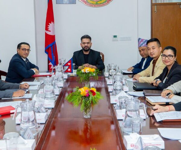 मन्त्रिपरिषद् बैठक बस्दै