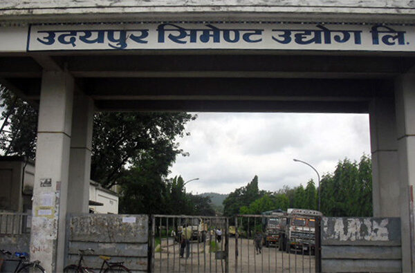 ओलीले गरेको अनुमति रद्द बालेनले गरिदिए नवीकरण