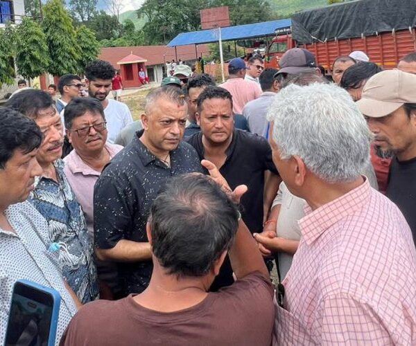 रसुवा बाढीपीडितलाई सहयोग गर्न जुटौं, कटु वचन नबोलौं : गगन थापा